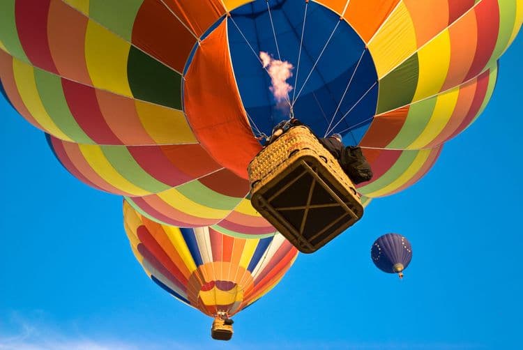 The History of Hot Air Balloons—Taking Flight Before Planes