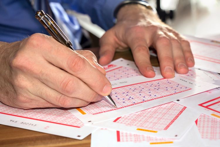 The Man Who Figured Out How to Beat the Lottery
