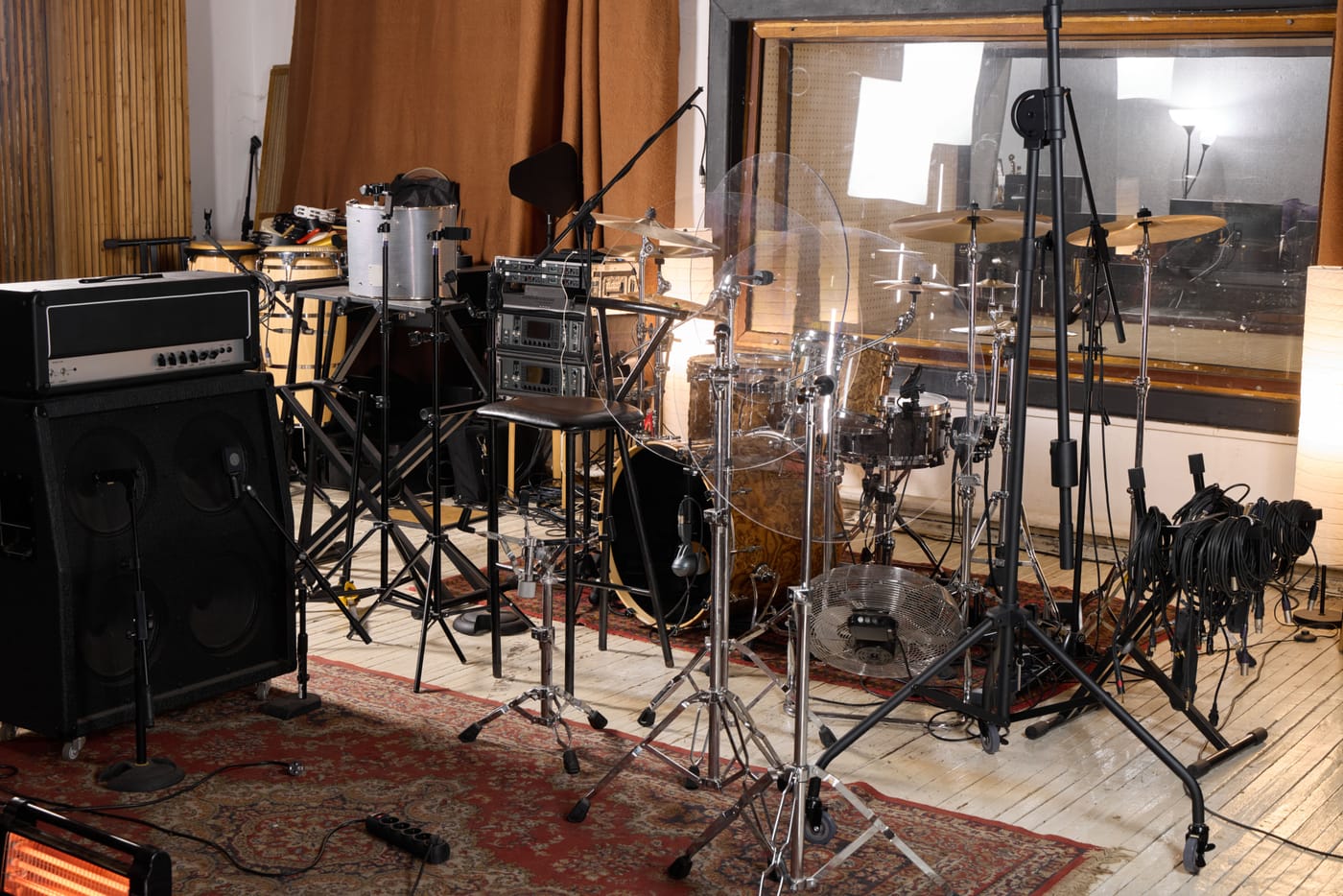 Vintage drum kit studio recording