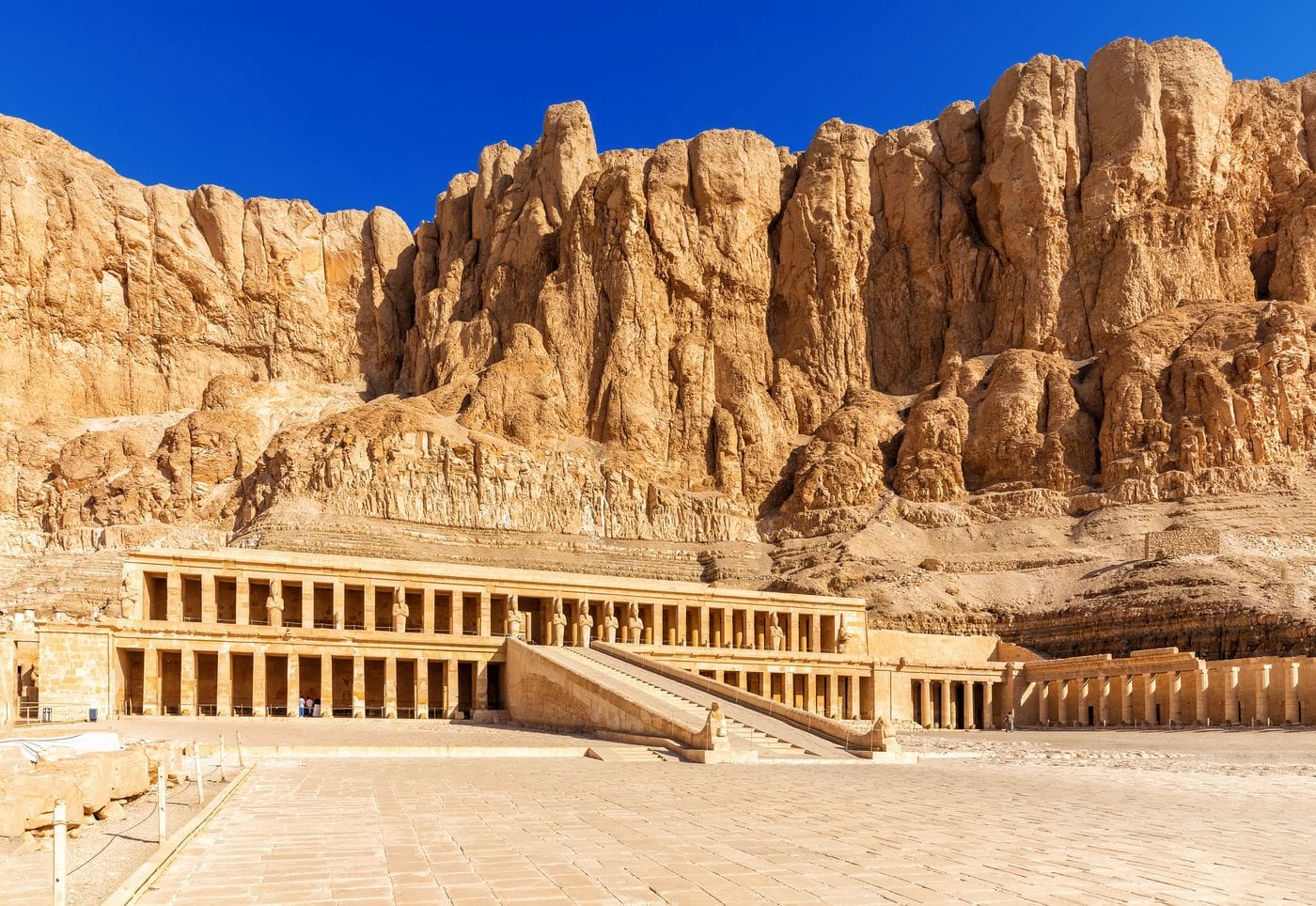 Ancient Egyptian statue of Hatshepsut